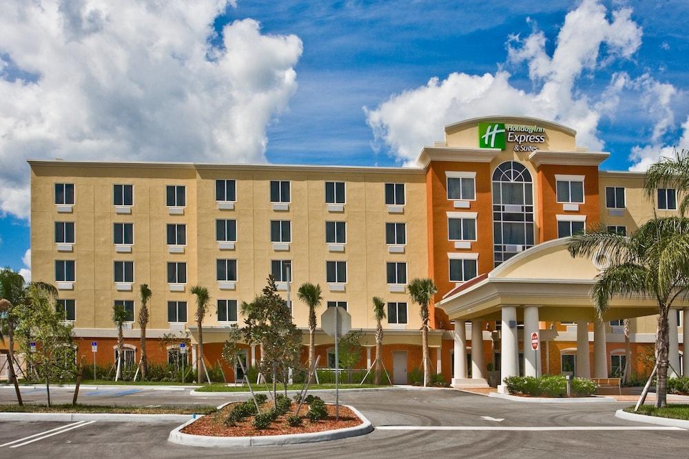 Holiday Inn Express Hotel & Suites Port St. Lucie West By Ihg Exterior photo
