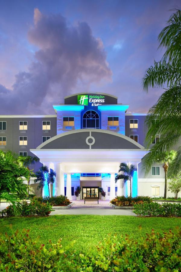 Holiday Inn Express Hotel & Suites Port St. Lucie West By Ihg Exterior photo