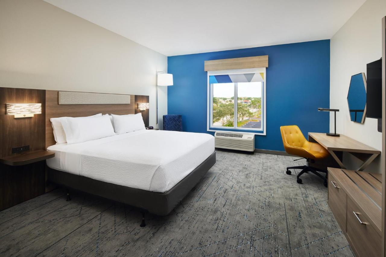 Holiday Inn Express Hotel & Suites Port St. Lucie West By Ihg Exterior photo
