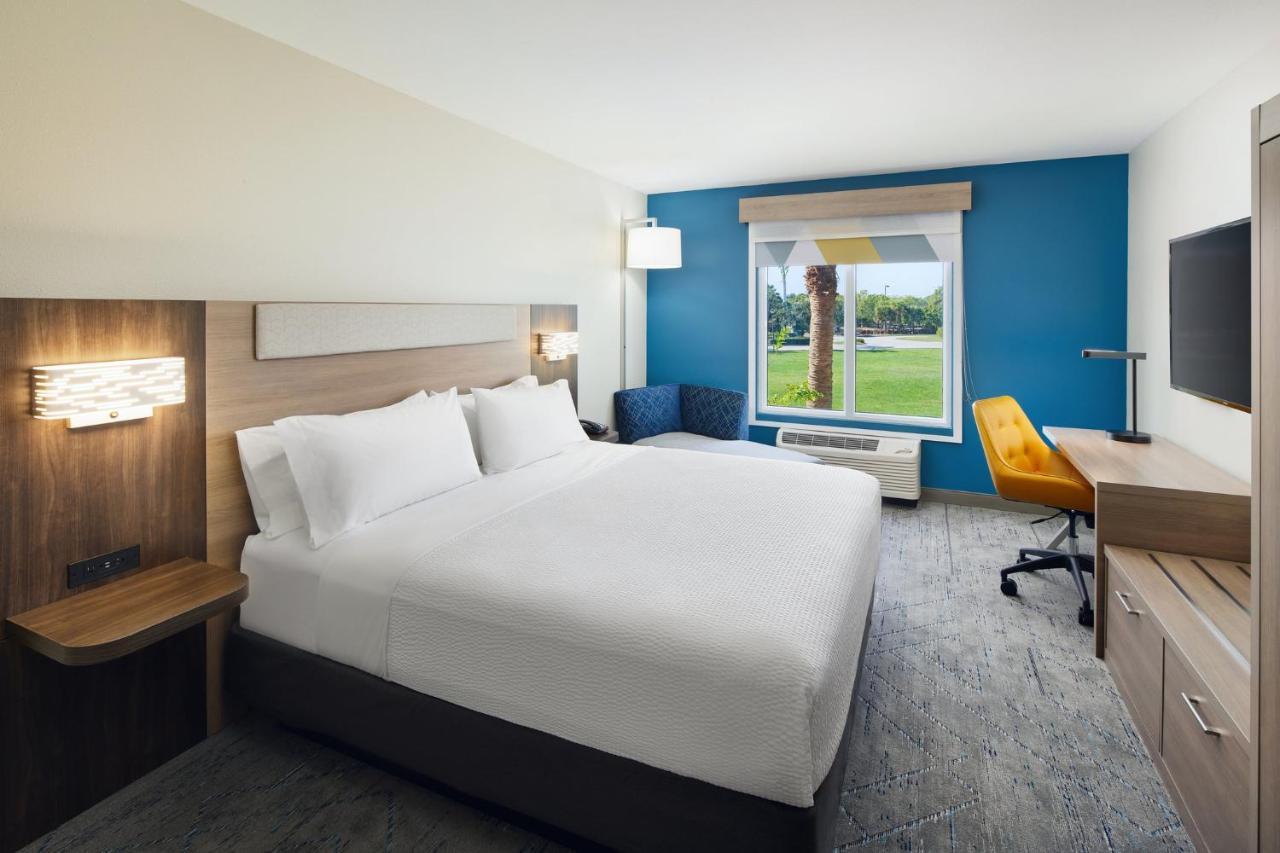 Holiday Inn Express Hotel & Suites Port St. Lucie West By Ihg Exterior photo
