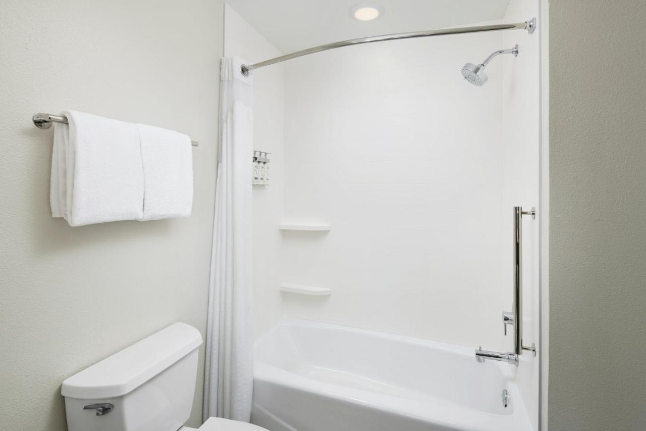 Holiday Inn Express Hotel & Suites Port St. Lucie West By Ihg Exterior photo