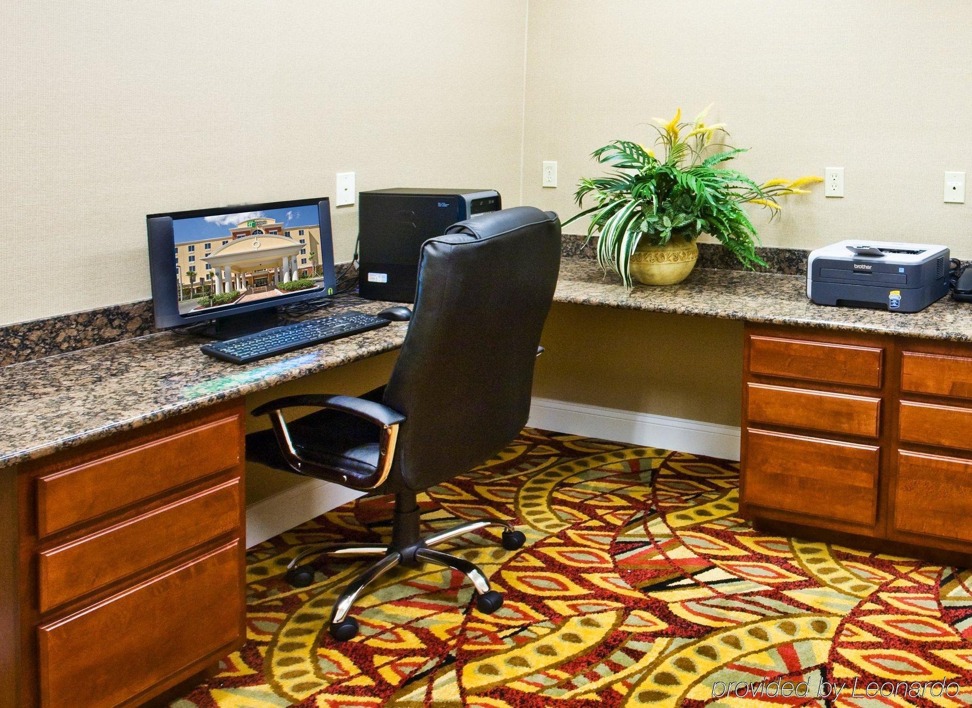 Holiday Inn Express Hotel & Suites Port St. Lucie West By Ihg Facilities photo